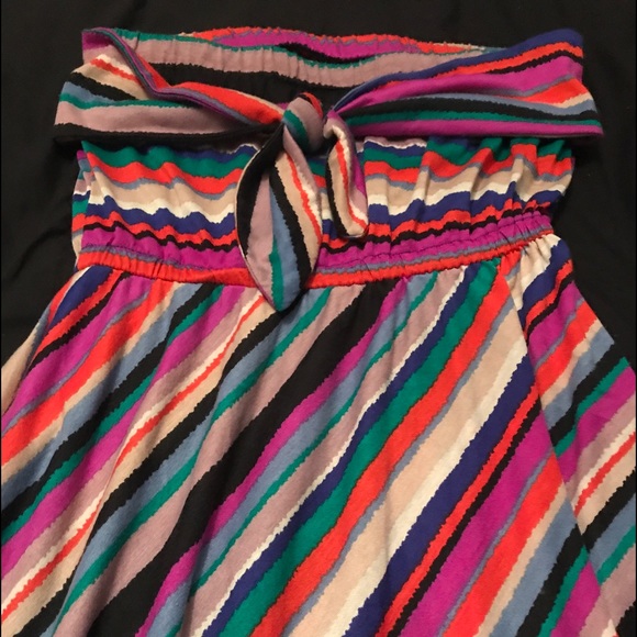 💄EUC💄 Sexy Strapless asymmetrical dress - Picture 5 of 7